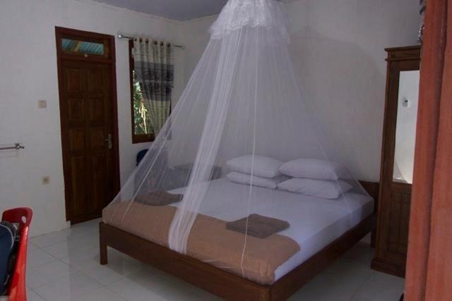 Tangkoko Macaca Hotel Rinondoran Kültér fotó